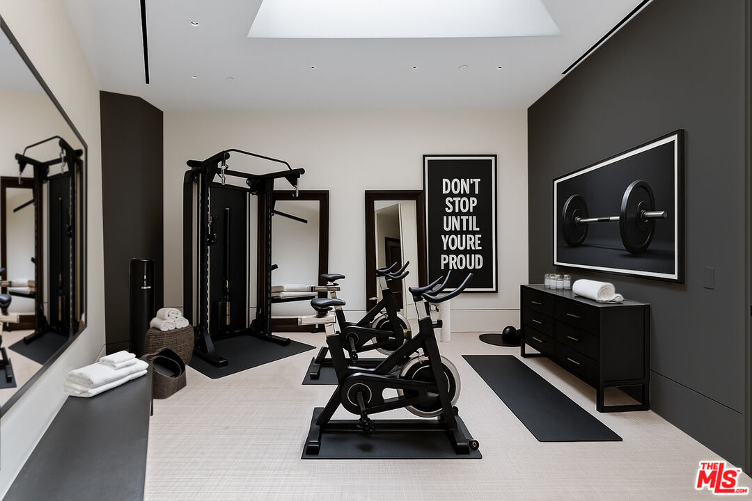 455 N Palm Dr Unit: PH