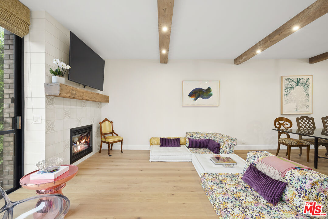 211 S Spalding Dr Unit: 109S