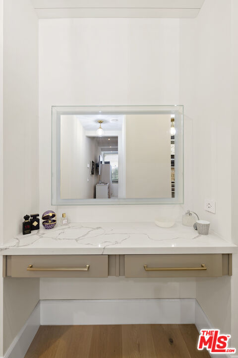 211 S Spalding Dr Unit: 109S