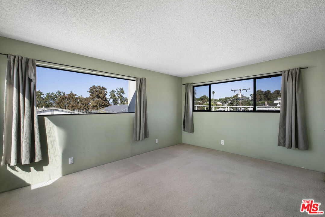 1017 Pearl St Unit: E