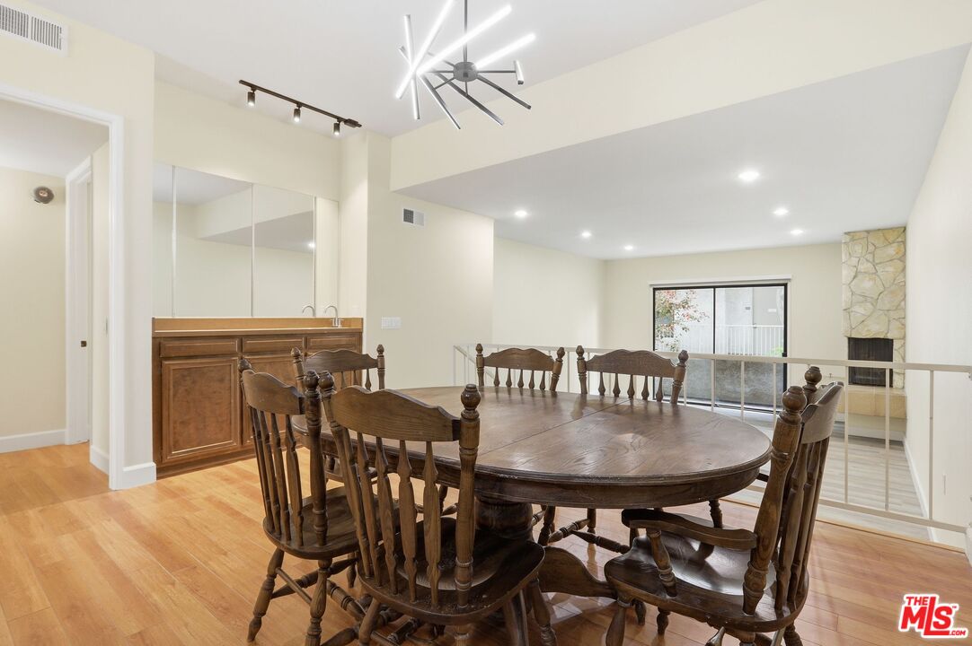 1271 Stoner Ave Unit: 208