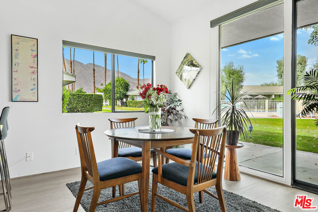 1716 Grand Bahama Dr