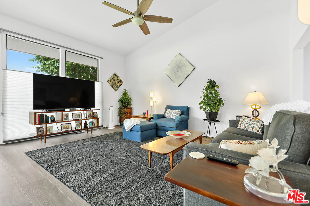 1716 Grand Bahama Dr