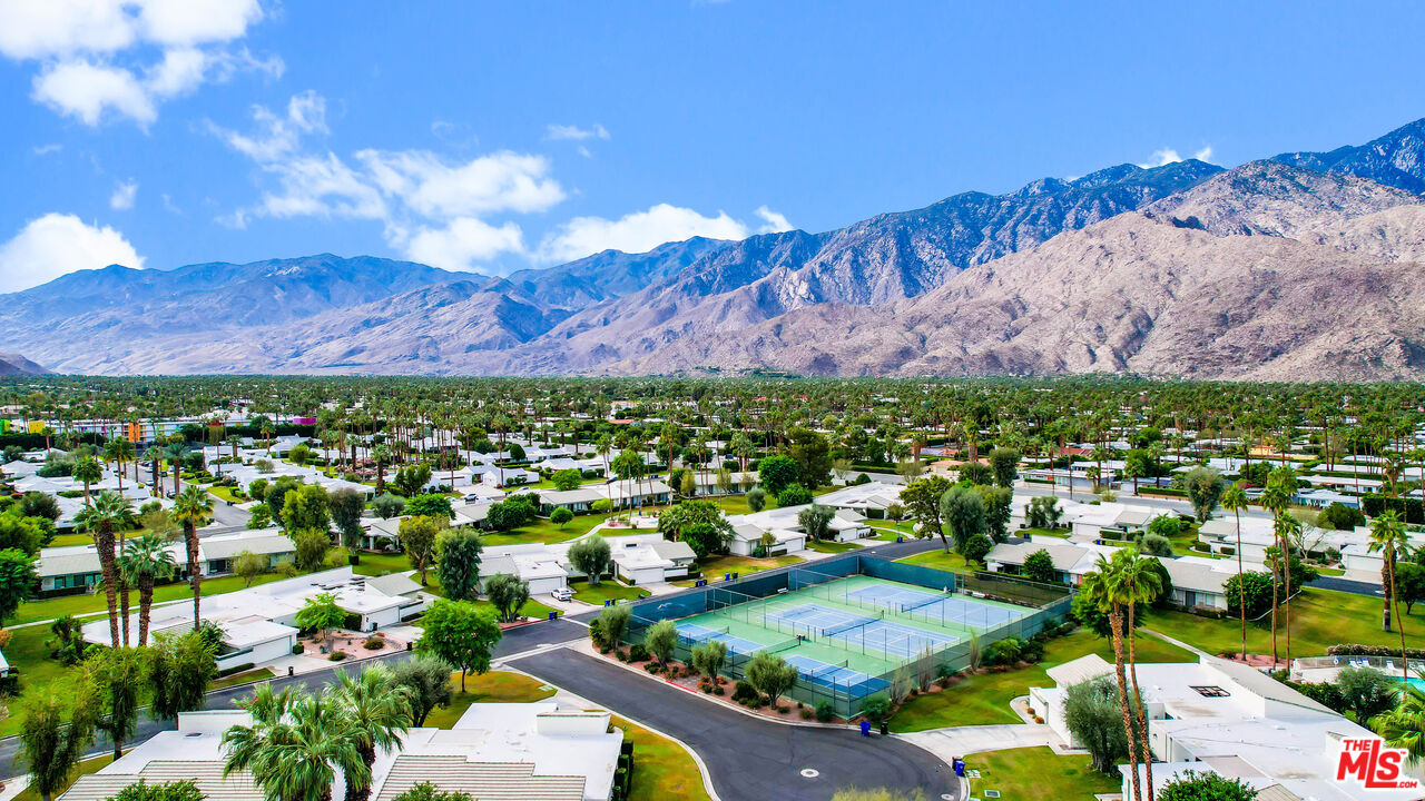 1716 Grand Bahama Dr