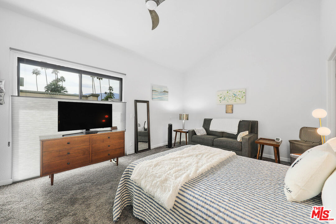 1716 Grand Bahama Dr