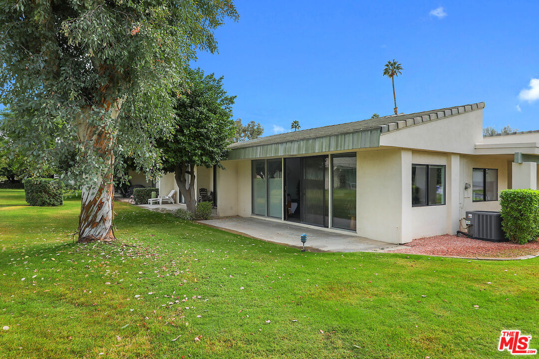 1716 Grand Bahama Dr