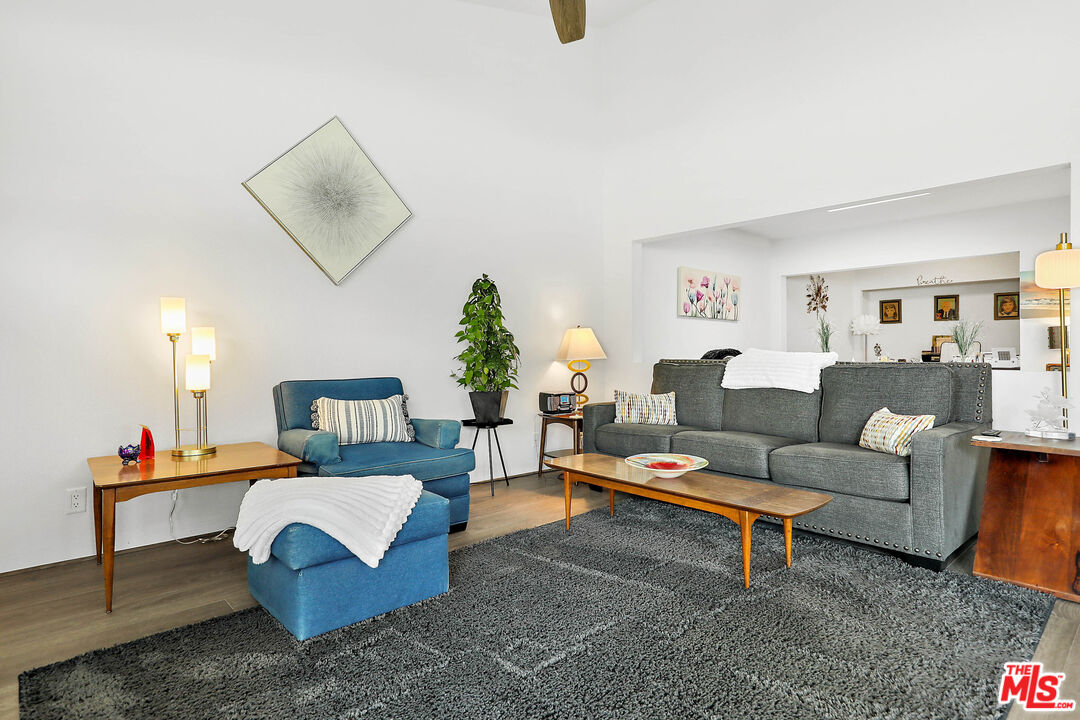 1716 Grand Bahama Dr