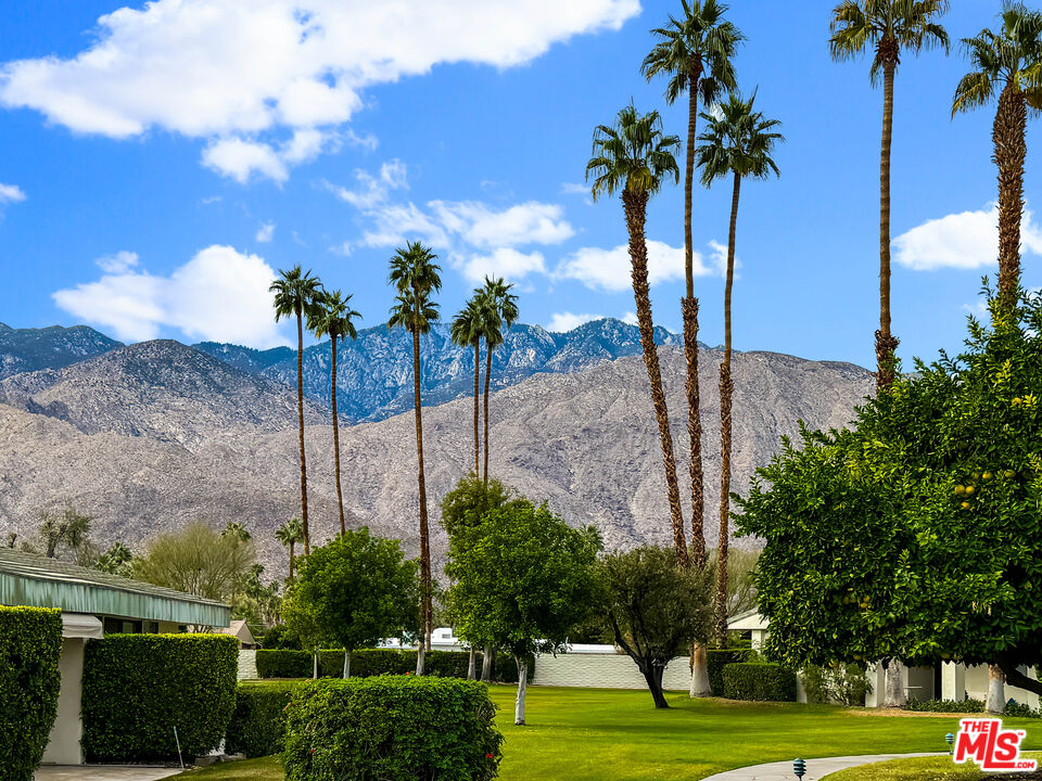 1716 Grand Bahama Dr