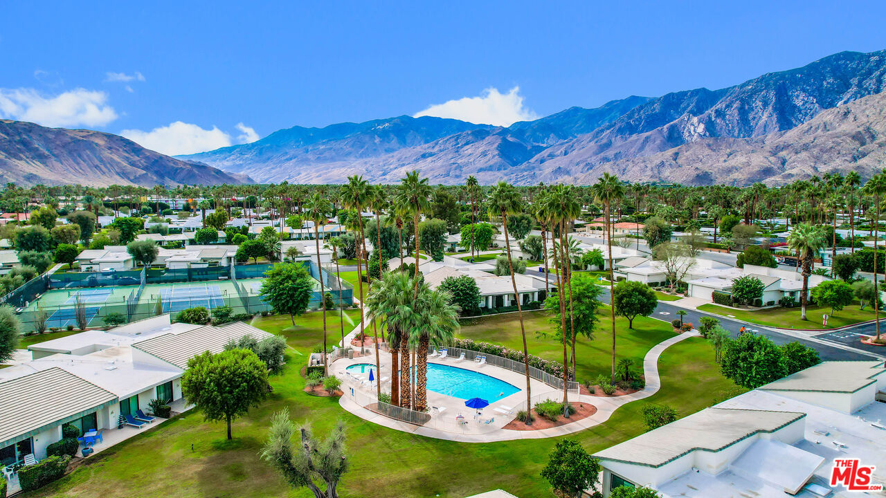 1716 Grand Bahama Dr