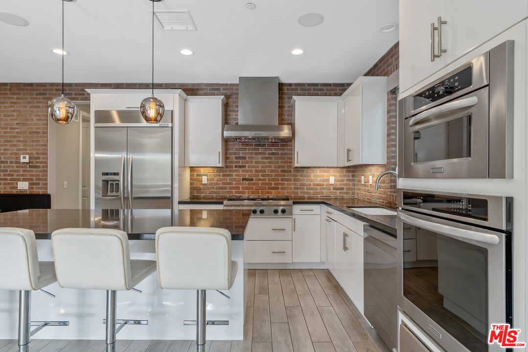 12860 S Seaglass Cir