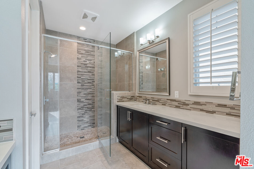 12860 S Seaglass Cir