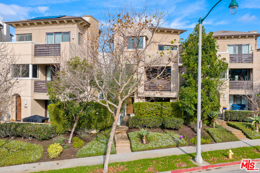 12860 S Seaglass Cir