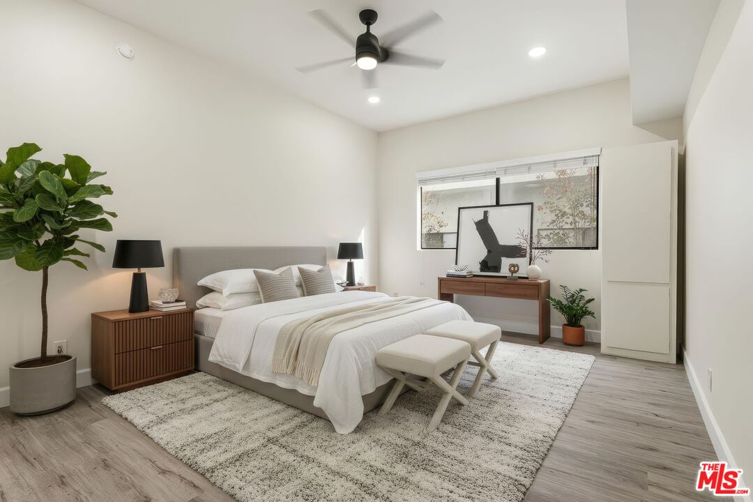 1271 Stoner Ave Unit: 208