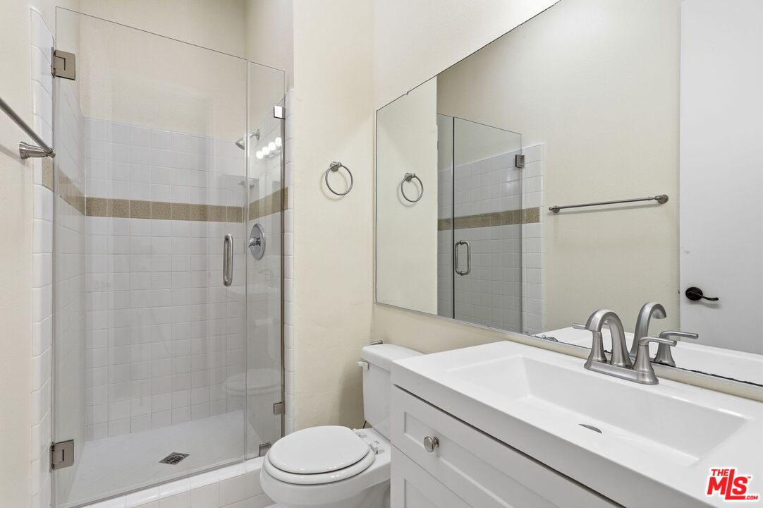 1271 Stoner Ave Unit: 208