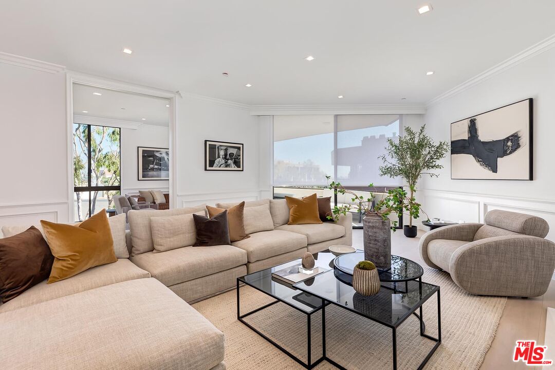 300 N Swall Dr Unit: 408