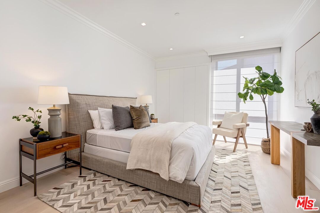 300 N Swall Dr Unit: 408
