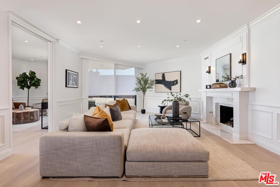 300 N Swall Dr Unit: 408
