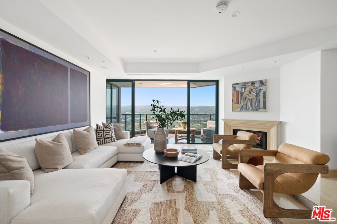 10490 Wilshire Blvd Unit: PH4