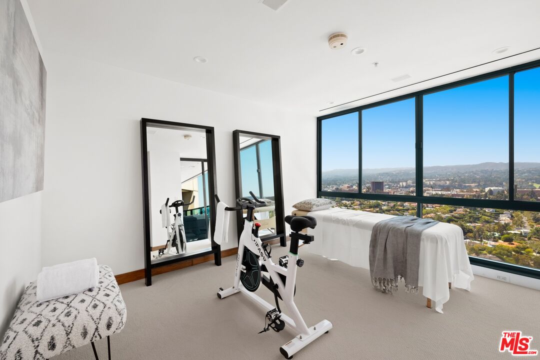 10490 Wilshire Blvd Unit: PH4