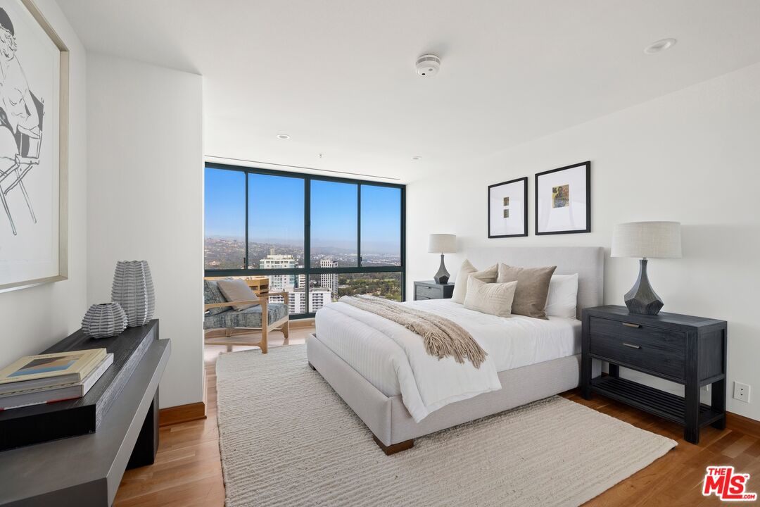 10490 Wilshire Blvd Unit: PH4