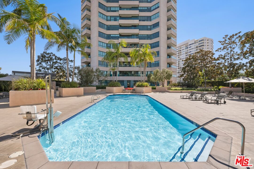 10490 Wilshire Blvd Unit: PH4