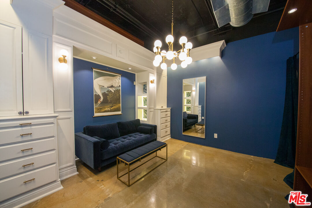 530 Molino St Unit: 113