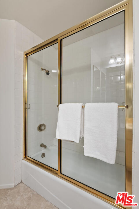 2131 Century Park Ln Unit: 109