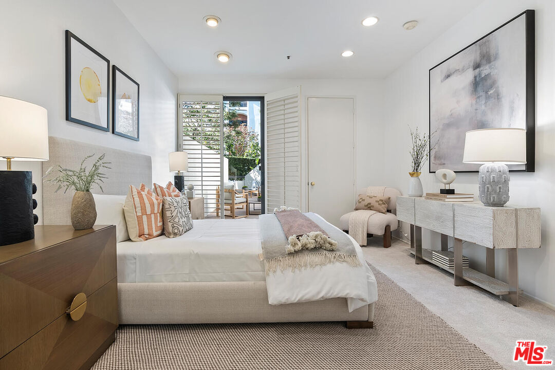 2131 Century Park Ln Unit: 109