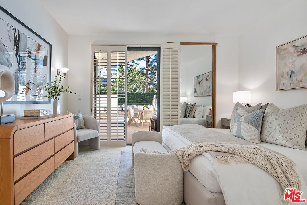 2131 Century Park Ln Unit: 109