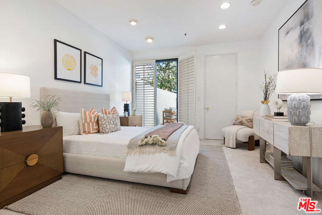 2131 Century Park Ln Unit: 109