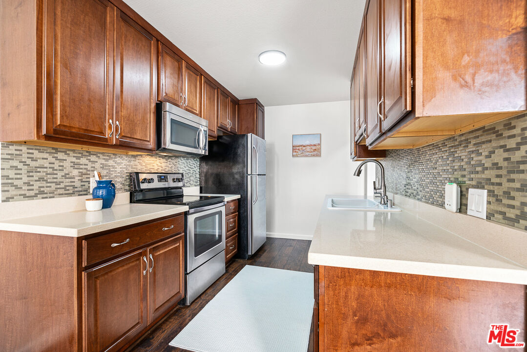 1750 Camino Palmero St Unit: 442