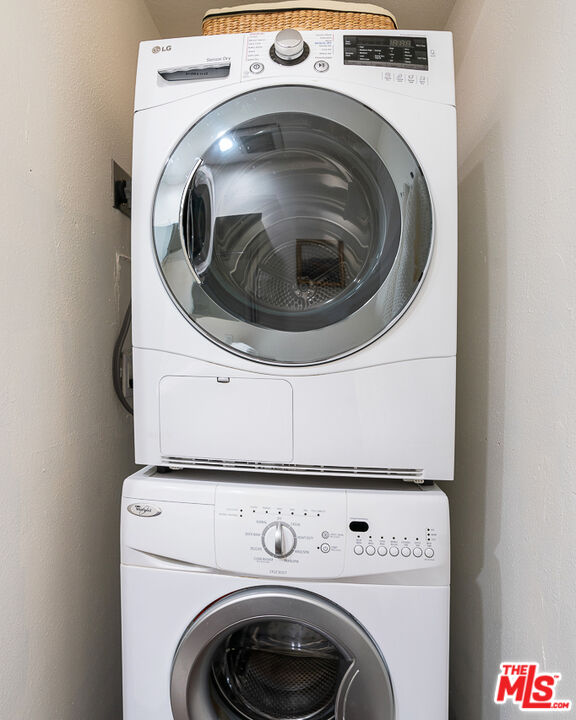 1750 Camino Palmero St Unit: 442