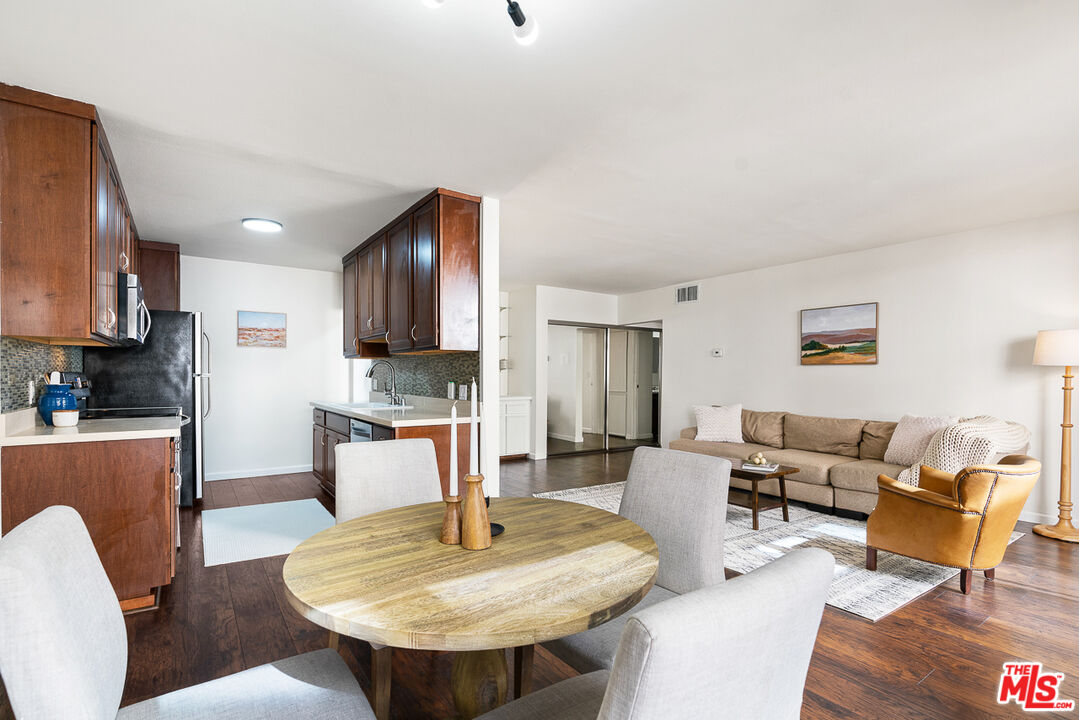 1750 Camino Palmero St Unit: 442