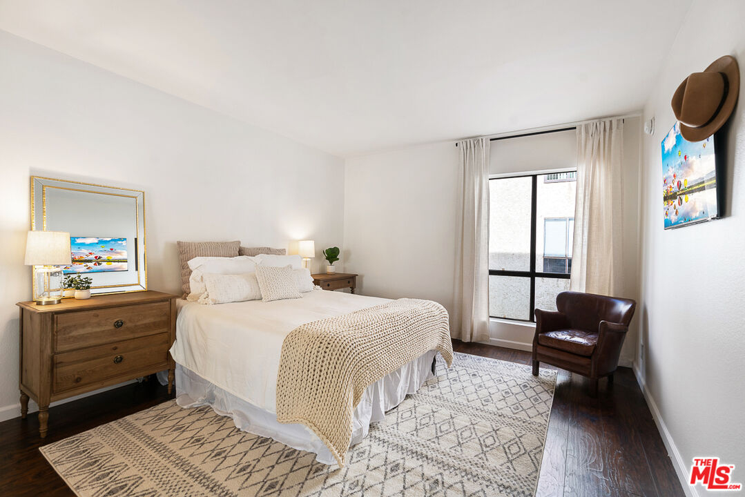 1750 Camino Palmero St Unit: 442