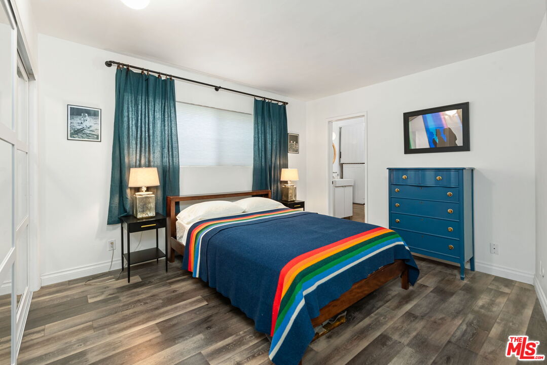 320 S Gramercy Pl Unit: 105