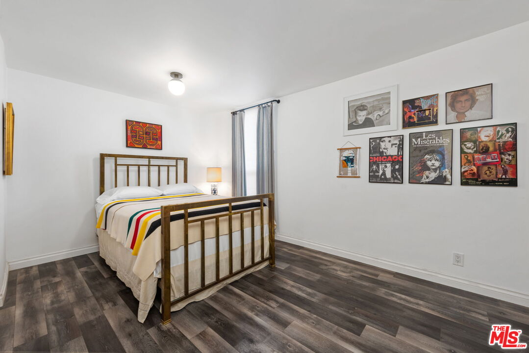 320 S Gramercy Pl Unit: 105