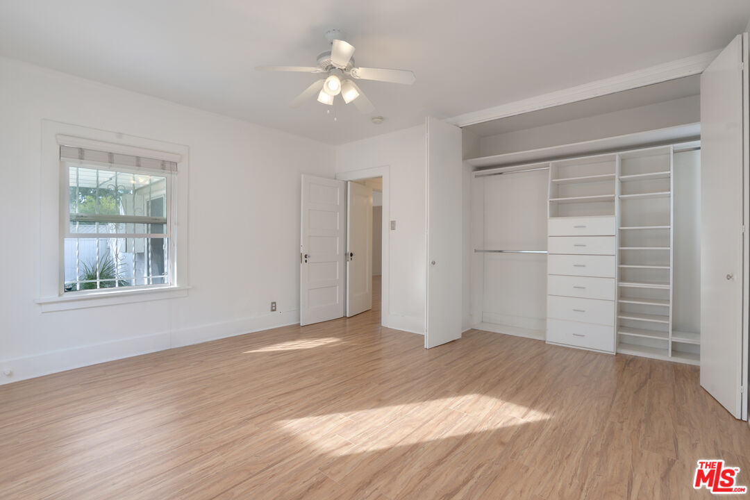 500 N Windsor Blvd