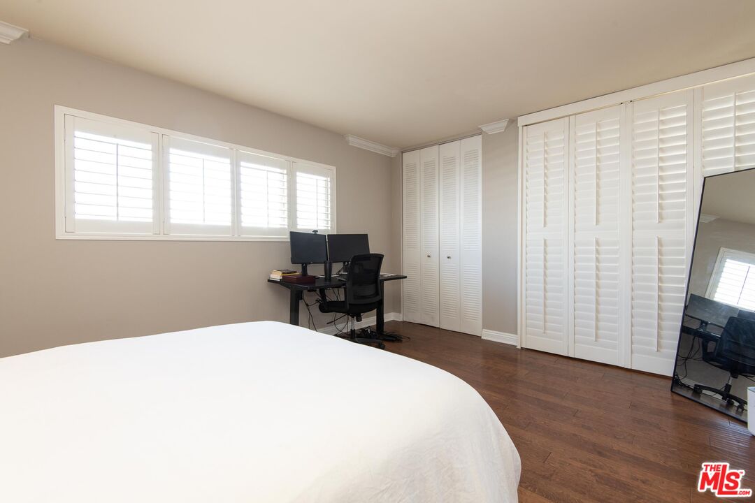 1000 S Westgate Ave Unit: 417