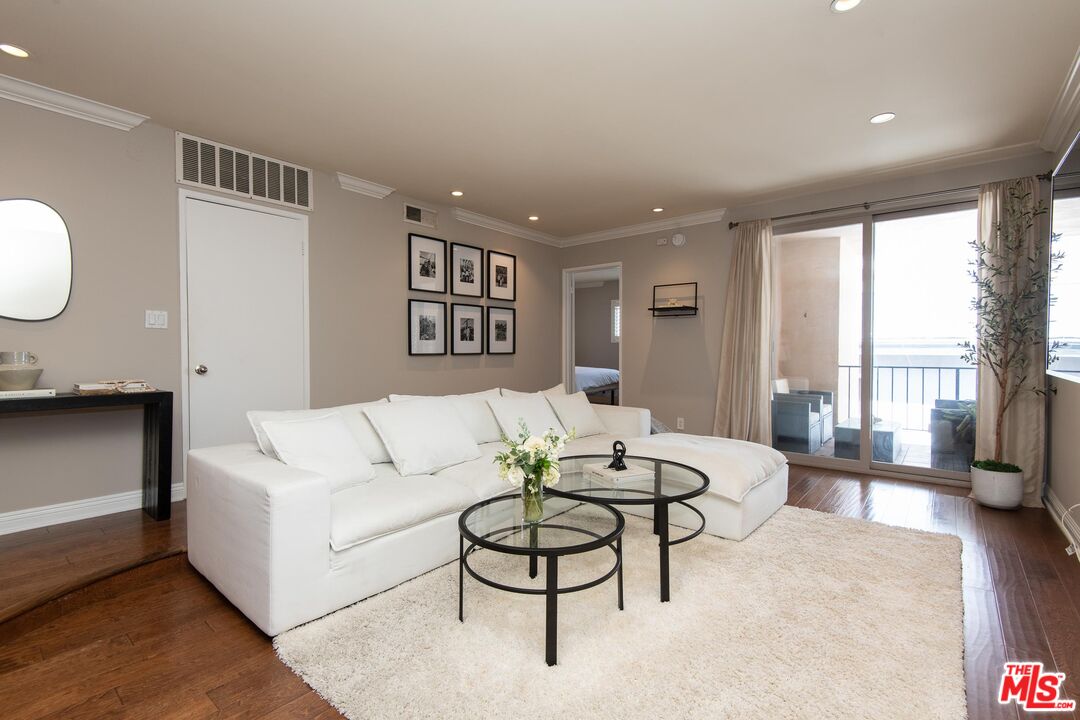 1000 S Westgate Ave Unit: 417