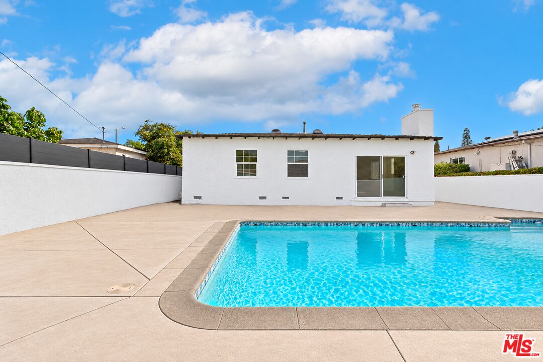 4047 Artesia Blvd