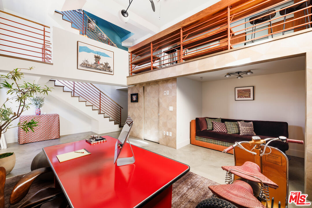 940 E 2nd St Unit: 38