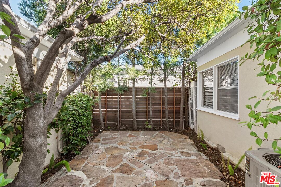 6289 Commodore Sloat Dr