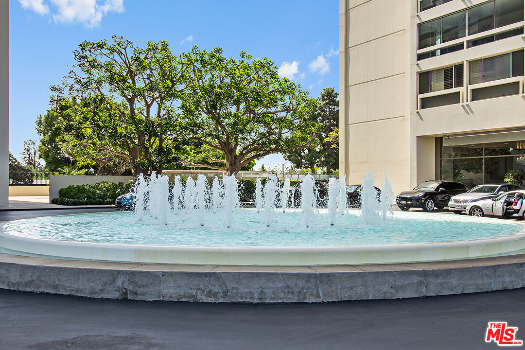 2222 Avenue Of The Stars Unit: 2503