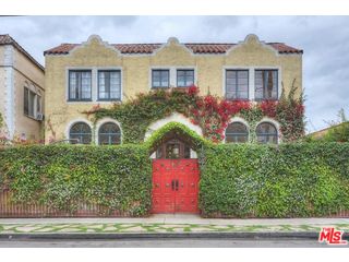 1909 N COMMONWEALTH AVE Unit: 102