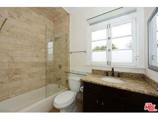 1909 N COMMONWEALTH AVE Unit: 102