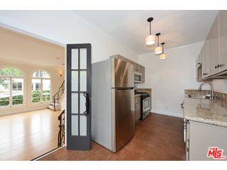 1909 N COMMONWEALTH AVE Unit: 102