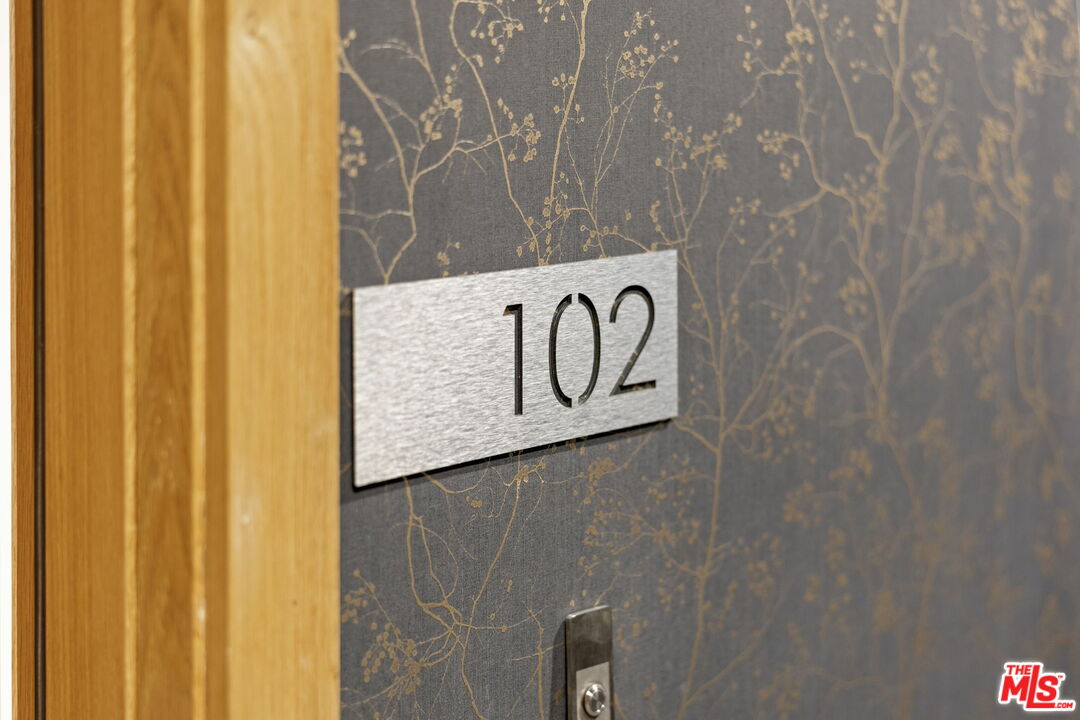 11923 Gorham Ave Unit: 102