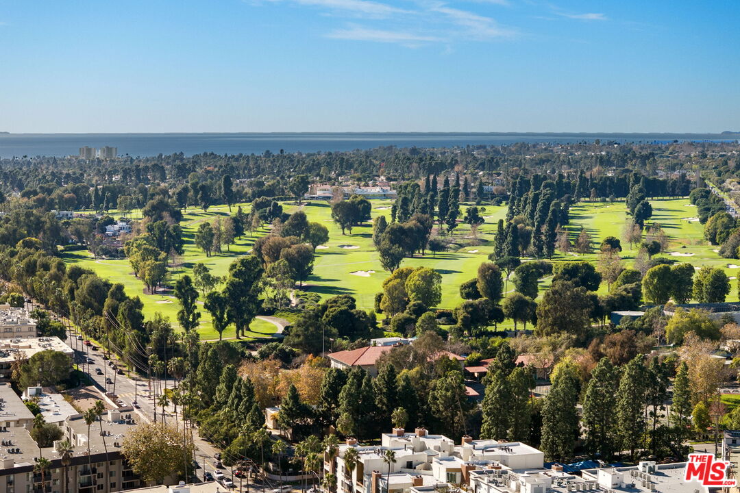 11923 Gorham Ave Unit: 401