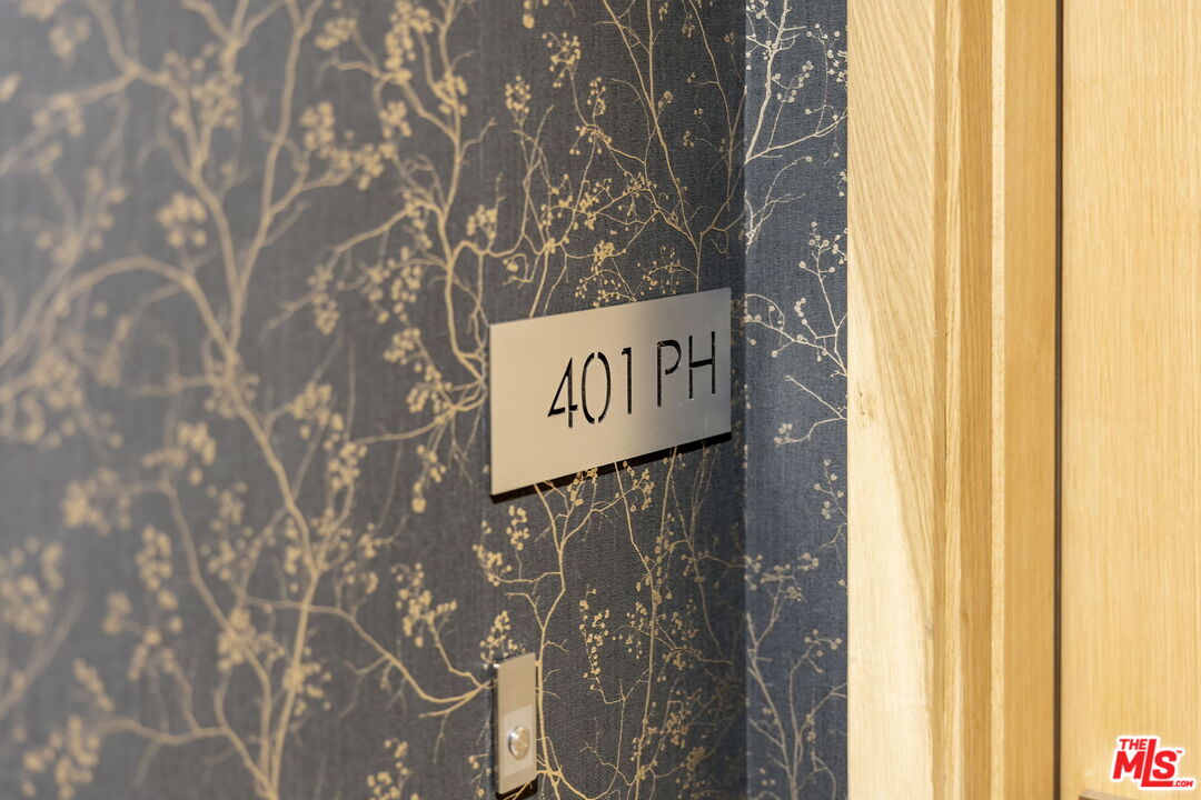 11923 Gorham Ave Unit: 401