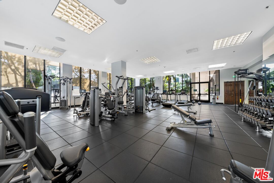 10724 Wilshire Blvd Unit: 406